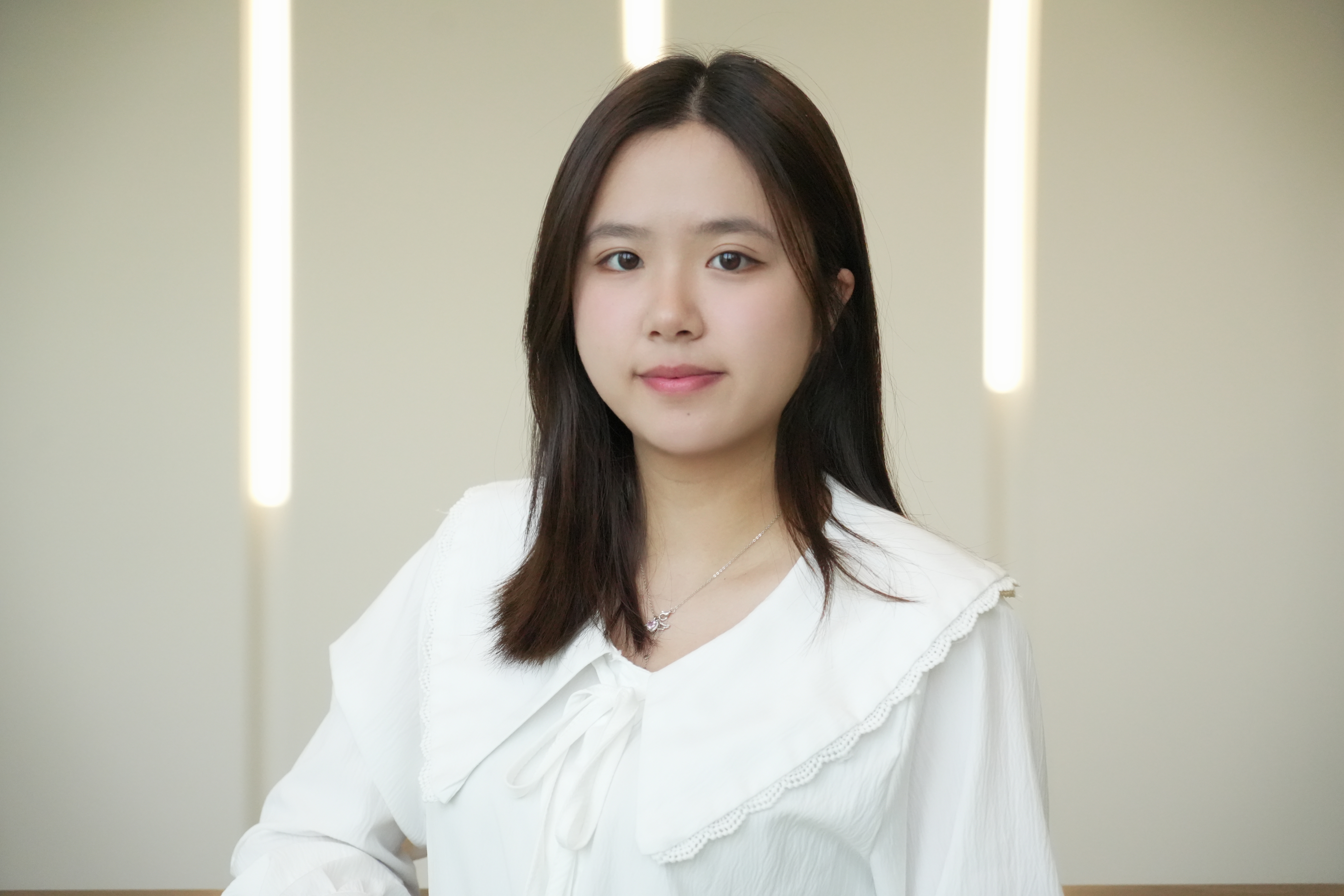 Esther Li